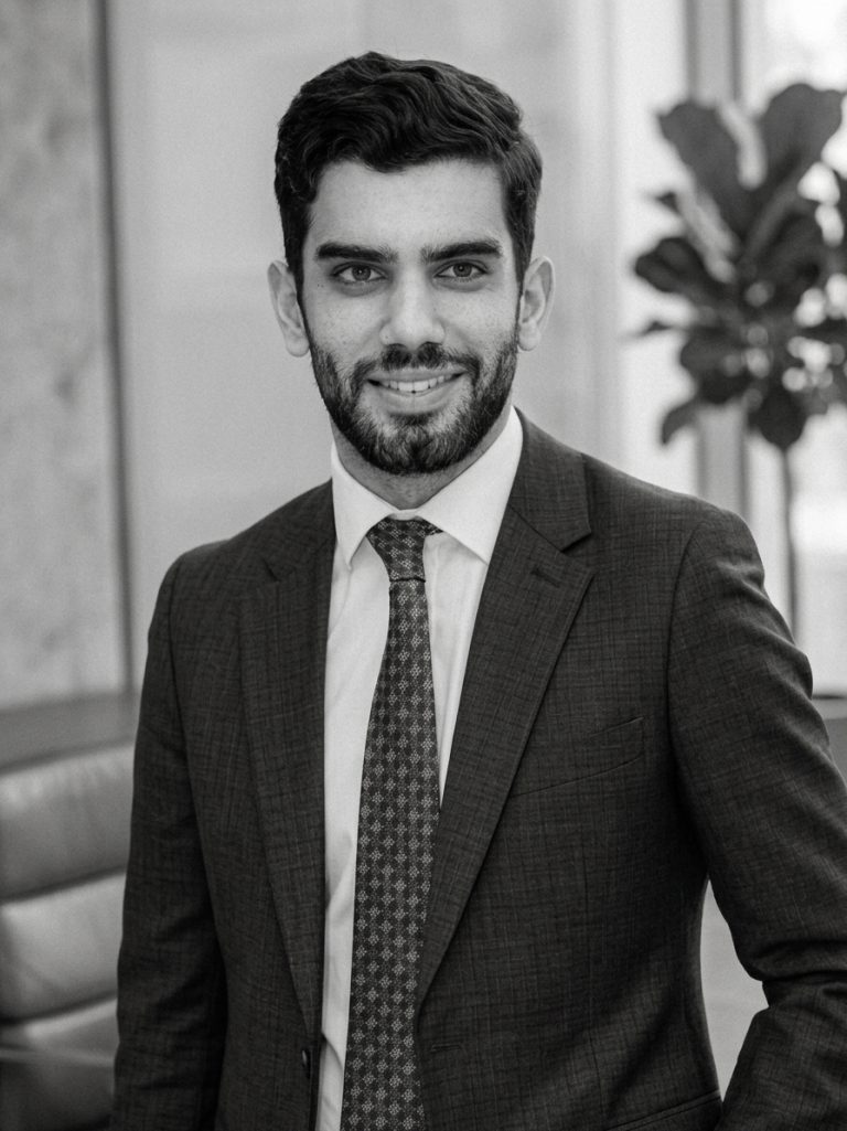 Portrait of Nikolas Evangelou, Co-founder & Partner at Alma Advisors